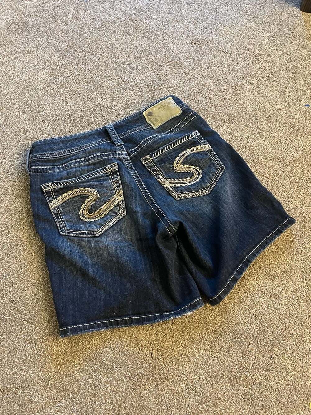 Silver Jeans Co. Suki Mid Rise Denim Shorts W27